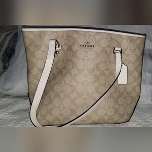 Coach handbag; cream